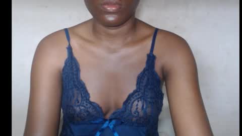 hotjessie0 online show from September 14, 2025, 4:22 am