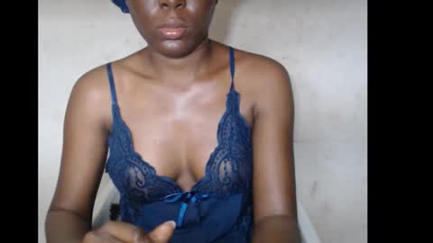 hotjessie0 online show from October 20, 2025, 4:24 am