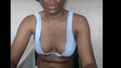 hotjessie0 online show from November 8, 2025, 7:19 am