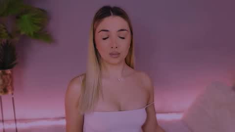 Maria online show from January 7, 2026, 8:06 am