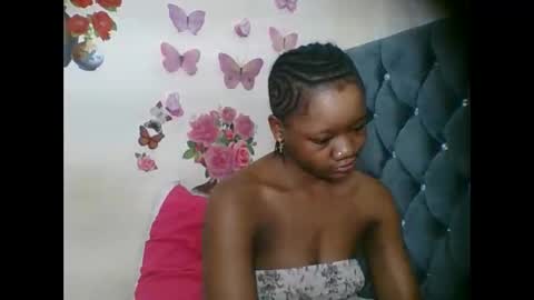 LOYCE online show from September 29, 2025, 12:27 am