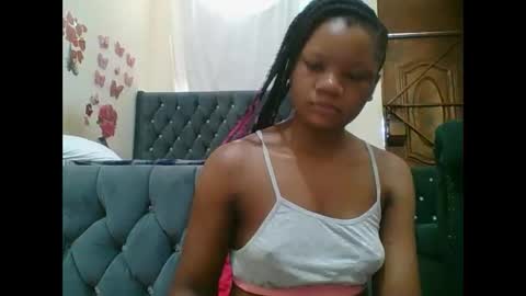 LOYCE online show from December 2, 2025, 7:47 am