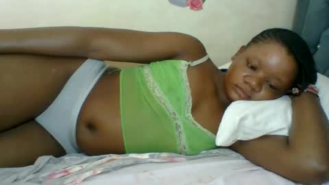 Snapshot of hotjeylee chatting on July 10, 2026, 7:34 am LOYCE online show from July 10, 2026, 7:34 am