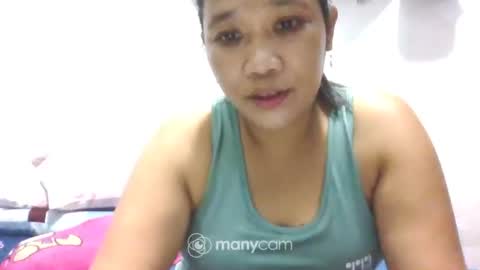 hotlavender online show from December 3, 2024, 2:36 am