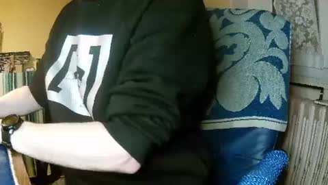 hotleopold online show from February 24, 2025, 12:09 am