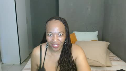 hotlilya online show from June 12, 2026, 8:24 am