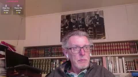 hotlux_54 online show from April 18, 2026, 10:32 pm