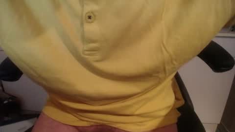 Snapshot of hotlux_54 chatting on June 16, 2026, 5:04 pm hotlux_54 online show from June 16, 2026, 5:04 pm