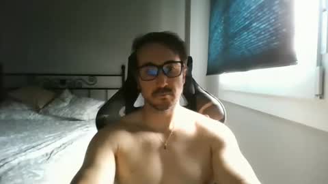 Snapshot of hotman_40_ chatting on June 6, 2026, 9:03 am hotman_40_ online show from June 6, 2026, 9:03 am