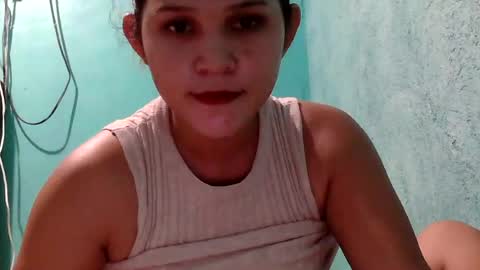 Snapshot of hotmom_1997 chatting on July 18, 2026, 2:38 am hotmom_1997 online show from July 18, 2026, 2:38 am