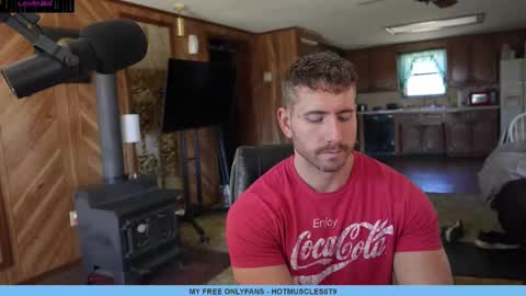 Snapshot of hotmuscles6t9 chatting on March 11, 2025, 4:40 pm hotmuscles6t9 online show from March 11, 2025, 4:40 pm