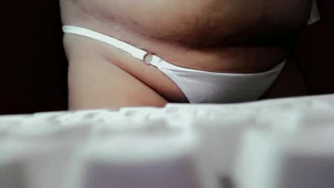 hotnathaly92 online show from June 13, 2026, 7:50 am