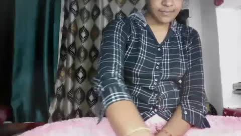 lola online show from January 19, 2025, 1:55 pm