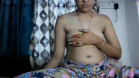lola online show from September 17, 2025, 5:20 am