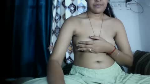 lola online show from April 8, 2026, 5:29 am