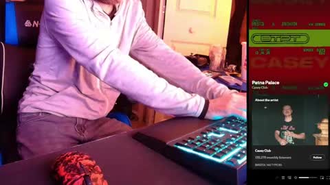 hotpumpkinpies online show from April 14, 2026, 4:18 am