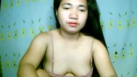 Snapshot of hotpussy_lipsxx69 chatting on December 21, 2025, 6:42 am hotpussy_lipsxx69 online show from December 21, 2025, 6:42 am