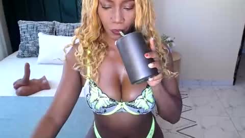 Snapshot of hotshyfreakylady chatting on June 21, 2026, 11:57 am Sahara online show from June 21, 2026, 11:57 am