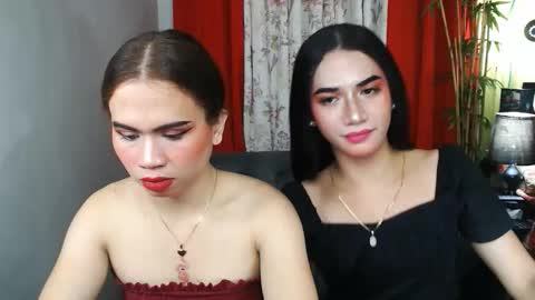 Snapshot of hotsinfulbabes_savana chatting on May 22, 2026, 12:00 pm Savana olala online show from May 22, 2026, 12:00 pm