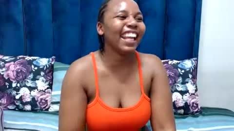 Snapshot of hotsmalltitsx chatting on June 28, 2026, 6:14 pm hotsmalltitsx online show from June 28, 2026, 6:14 pm