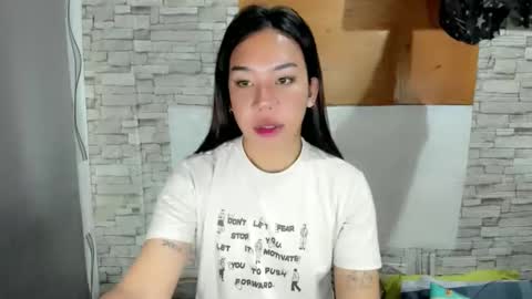 Snapshot of hott_cumforyou chatting on May 3, 2026, 12:38 am jelaigrande online show from May 3, 2026, 12:38 am