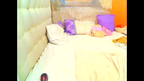 THEONE online show from April 6, 2026, 10:44 pm