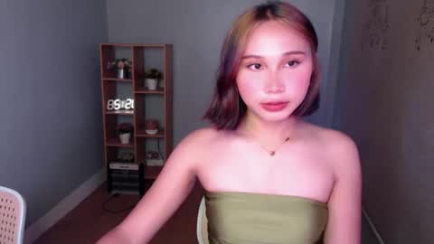 Snapshot of hottest_girl_vivianexx chatting on February 27, 2025, 10:37 am    online show from February 27, 2025, 10:37 am