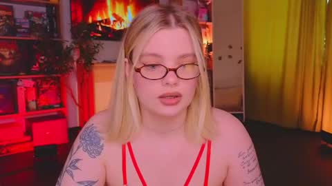 Snapshot of hottie_jane chatting on May 16, 2026, 1:43 pm Jane online show from May 16, 2026, 1:43 pm