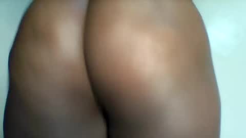 Snapshot of hottie_vera chatting on January 25, 2025, 8:10 am vera online show from January 25, 2025, 8:10 am