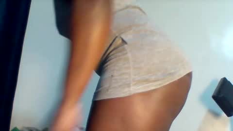 Snapshot of hottie_vera chatting on January 30, 2025, 8:01 am vera online show from January 30, 2025, 8:01 am