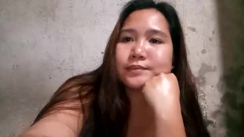 hottiecum27 online show from April 16, 2026, 2:18 pm