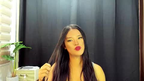 Maxine online show from November 28, 2025, 3:09 am