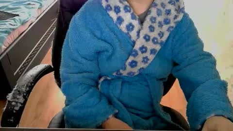 Mary online show from April 18, 2026, 8:51 am