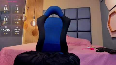 Snapshot of hotty_red_ chatting on January 8, 2025, 9:44 pm HOTTY online show from January 8, 2025, 9:44 pm