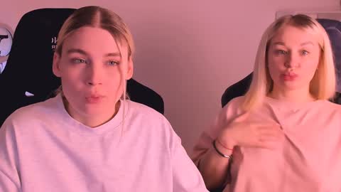 Nessie and Jessie online show from December 31, 2024, 2:36 pm