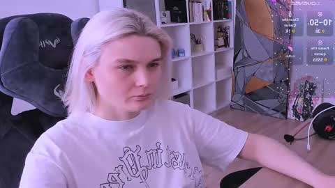 Nessie and Jessie online show from February 20, 2025, 12:36 pm