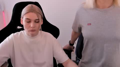 Nessie and Jessie online show from March 9, 2025, 10:30 am