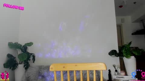 Snapshot of hottycrishinaxx chatting on January 25, 2025, 7:28 am crishinahotty online show from January 25, 2025, 7:28 am