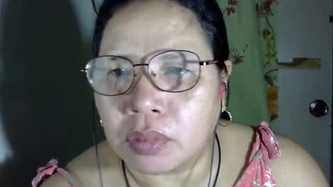 hottycrissy4u online show from May 5, 2026, 6:21 am
