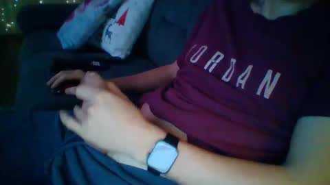 hotuk86 online show from January 7, 2025, 9:57 pm