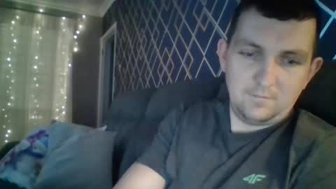 hotuk86 online show from January 16, 2025, 9:30 pm