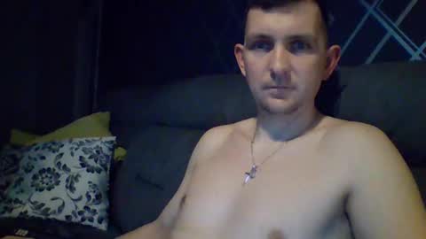 hotuk86 online show from February 26, 2025, 9:27 pm