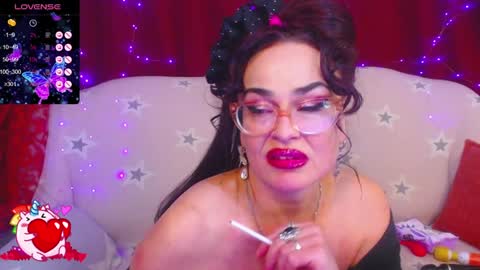 Snapshot of hotzlata chatting on January 15, 2025, 5:50 am Hotzlata online show from January 15, 2025, 5:50 am