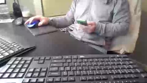 Snapshot of hoverday chatting on February 3, 2026, 5:05 am hoverday online show from February 3, 2026, 5:05 am