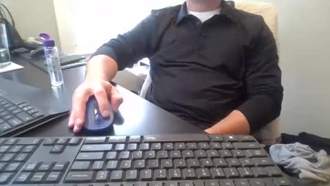 hoverday online show from April 17, 2026, 5:05 pm