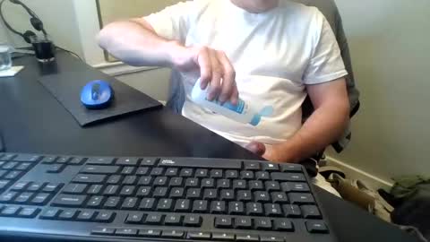 hoverday online show from June 21, 2026, 4:15 am