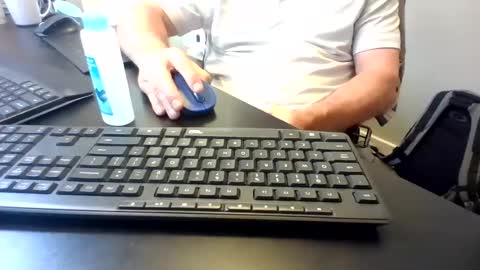 Snapshot of hoverday chatting on June 22, 2026, 3:53 pm hoverday online show from June 22, 2026, 3:53 pm