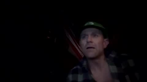 Snapshot of howbowdadareboy33 chatting on February 24, 2026, 12:58 pm ask me online show from February 24, 2026, 12:58 pm