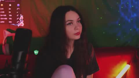 Mia online show from September 23, 2025, 4:54 pm