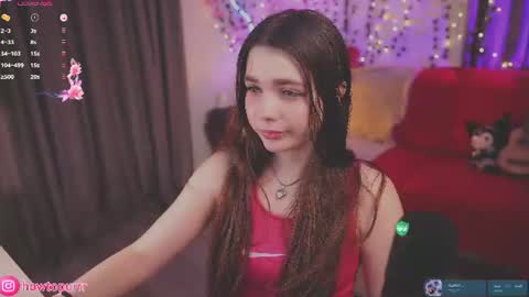 Snapshot of howtomeow chatting on June 10, 2026, 5:01 pm Mia online show from June 10, 2026, 5:01 pm